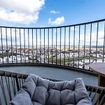 In Der 30. Etage, Tolle Aussicht, Zentral Apartamento *